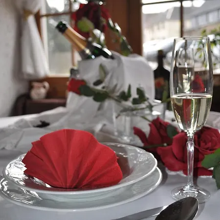 Bed & Breakfast Gasthof & Zur Linde 2*
